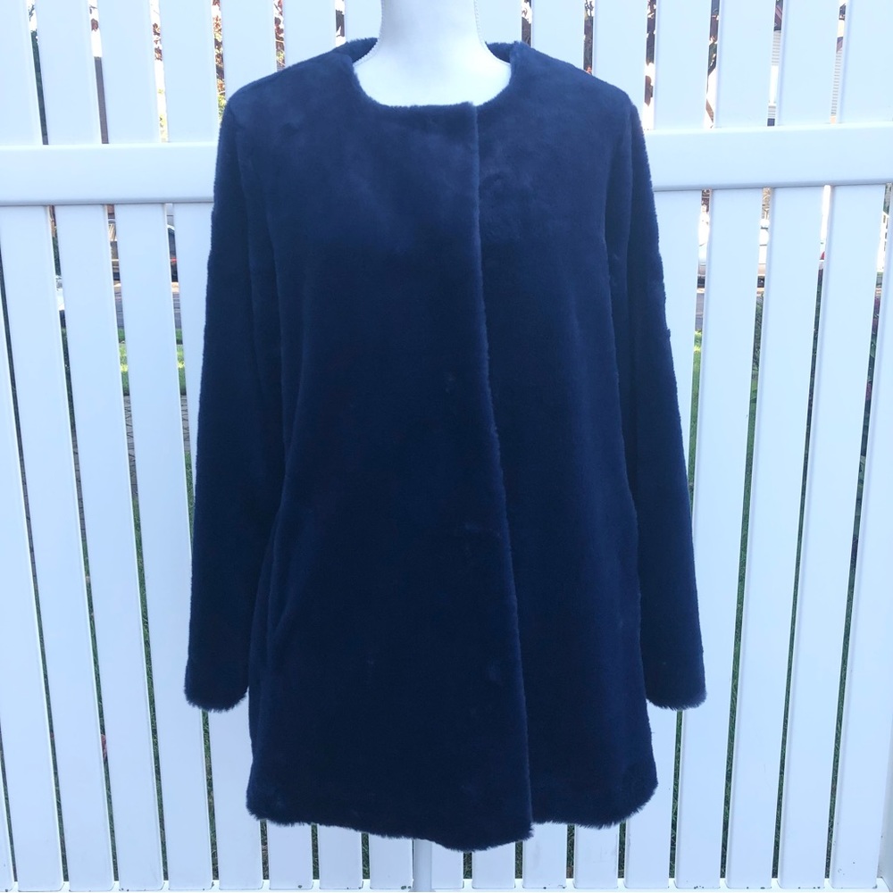 Jeno Neuman Faux Fur Coat for women